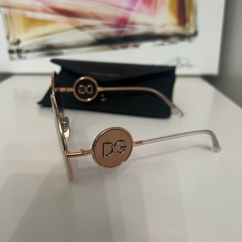 Dolce and Gabbana Authentic New rose gold sunglasses. - Picture 10 of 15